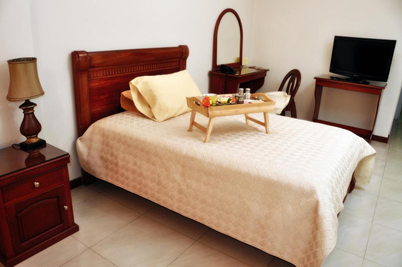 Marcelius Business Hotel Guayaquil Ngoại thất bức ảnh