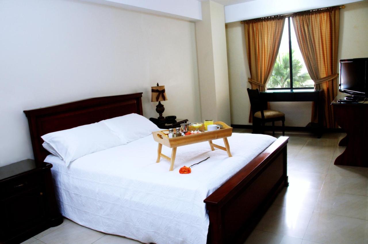 Marcelius Business Hotel Guayaquil Ngoại thất bức ảnh